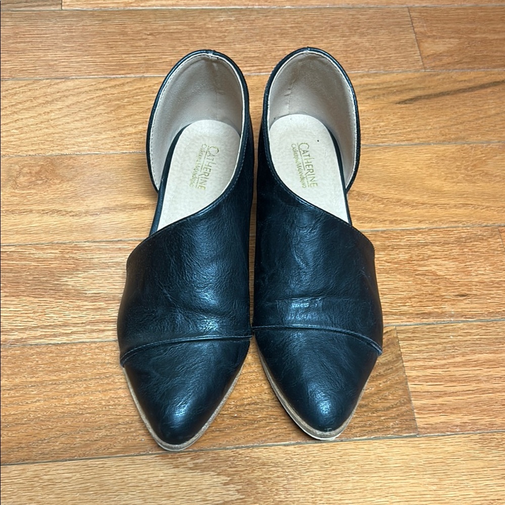 Clarks Women's Black Leather Flats
